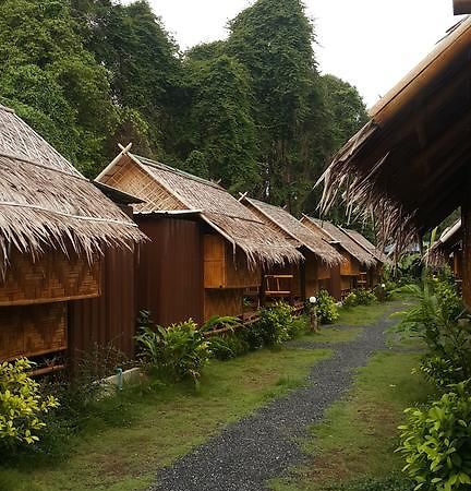 Phuhaya Bamboo Bungalows Ko Lanta Kültér fotó