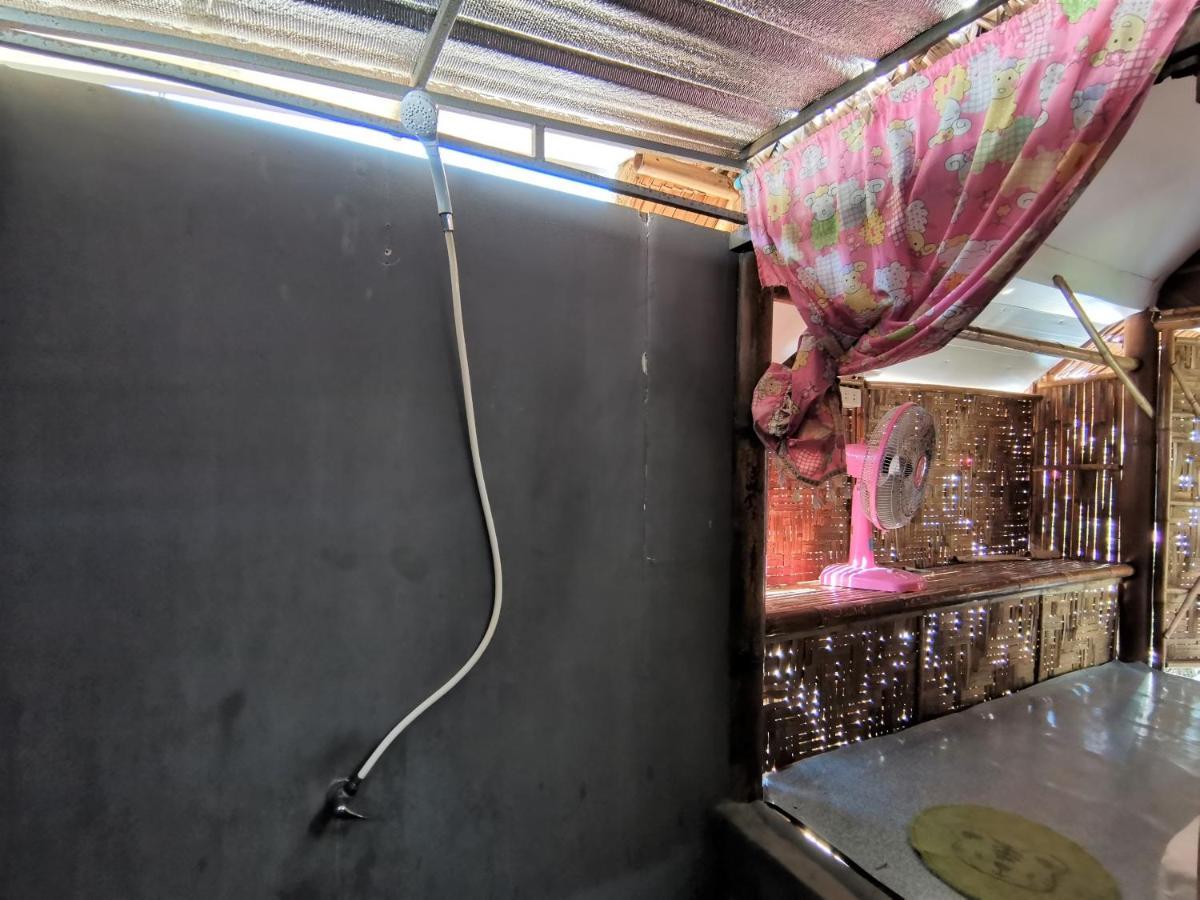 Phuhaya Bamboo Bungalows Ko Lanta Kültér fotó