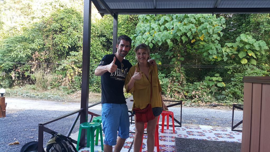Phuhaya Bamboo Bungalows Ko Lanta Kültér fotó